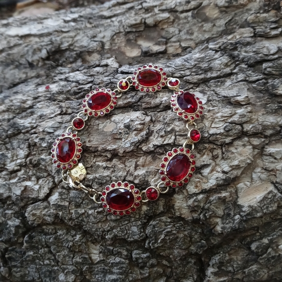 🩸🔔 Crystal Ruby 💛 Bracelet 💢❤ - Picture 1 of 7